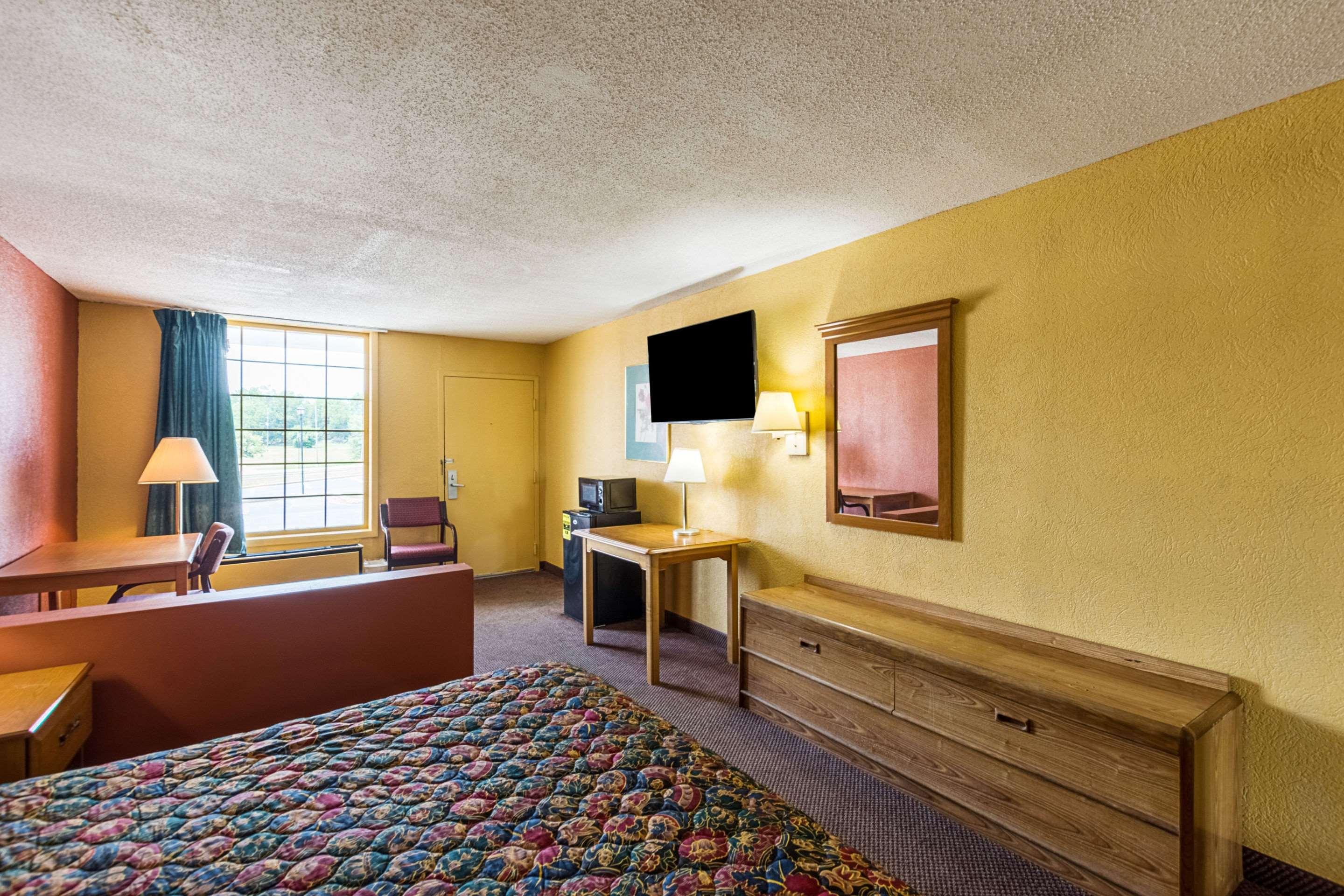 Orangeburg Inn & Suites Eksteriør billede